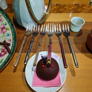 Vintage Creative Copper Cutlery Set Dessert Spoon Dessert Fork Flatware MS53